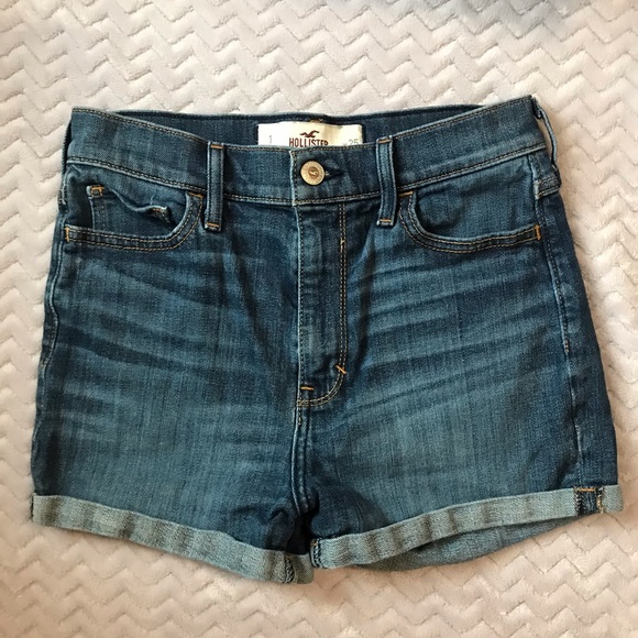 Hollister Jean Shorts - Picture 1 of 3